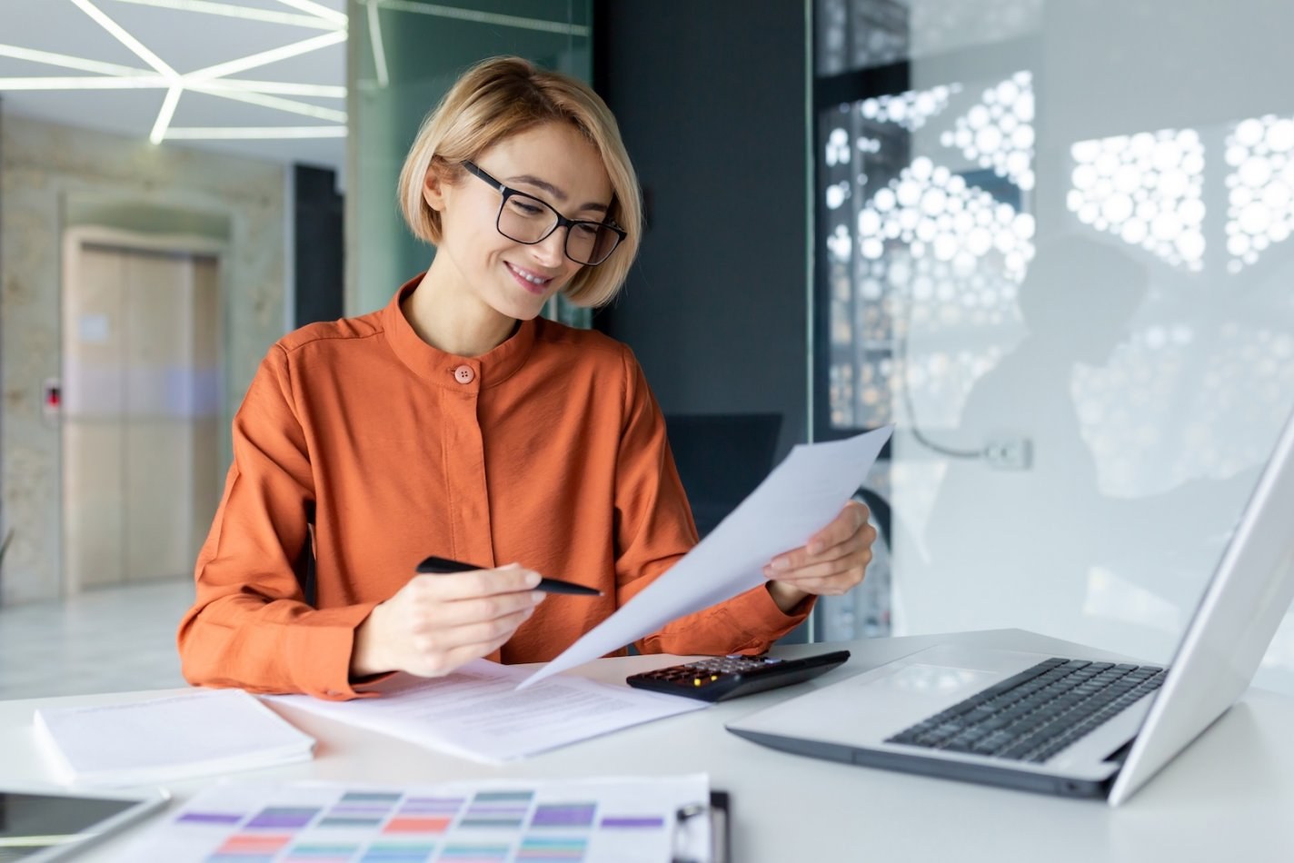 How PEOs Help Businesses Manage Multistate Payroll